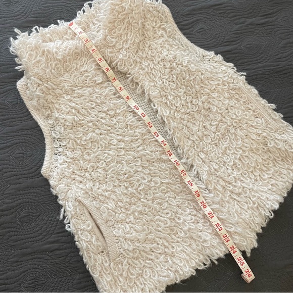 Mossimo Off White Cream Looped Yarn Sweater Vest - Picture 8 of 8